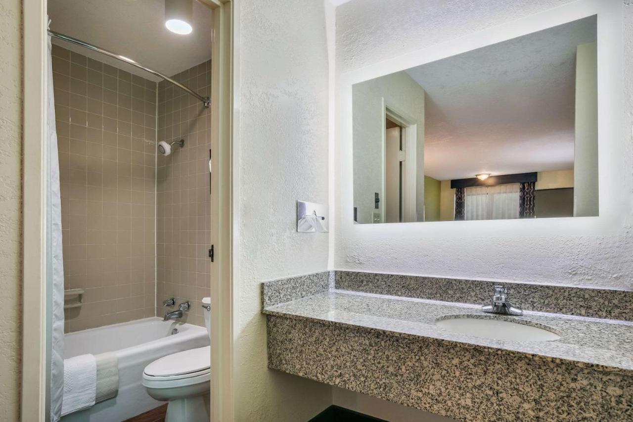 Quality Inn & Suites Mt Chalet Clayton Zewnętrze zdjęcie